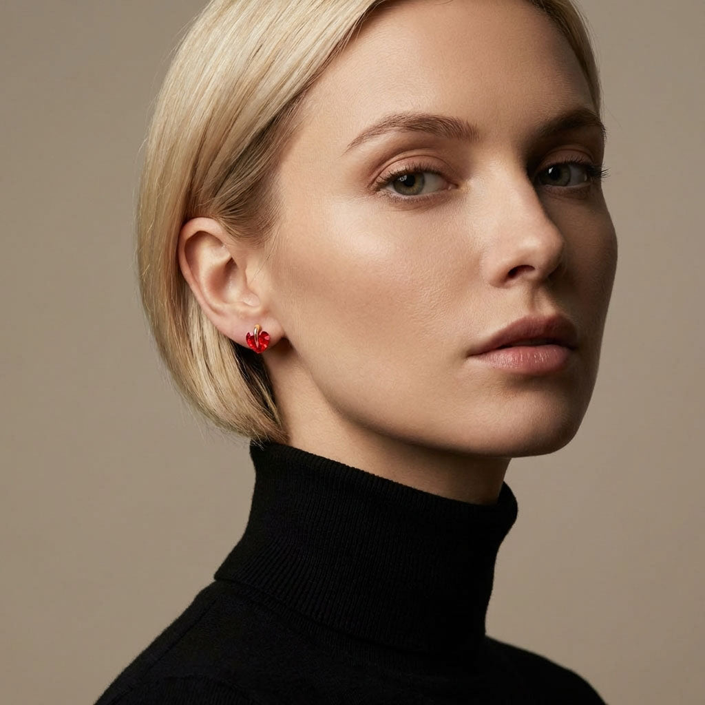 Изящные серьги в форме сердца