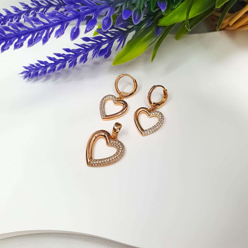 Kaklarota un auskari sirds dizainā ar akmentiņiem