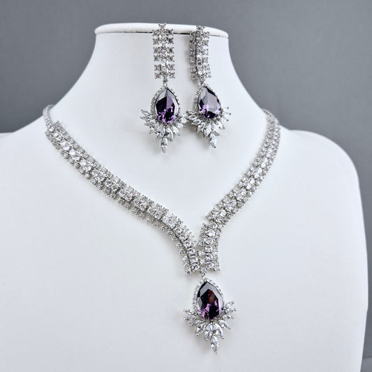 Ekskluzīvs Swarovski rotu komplekts svinīgiem notikumiem
