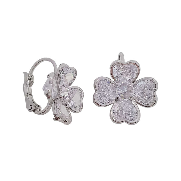 Auskarai su spindinčiu cirkonio dobilu