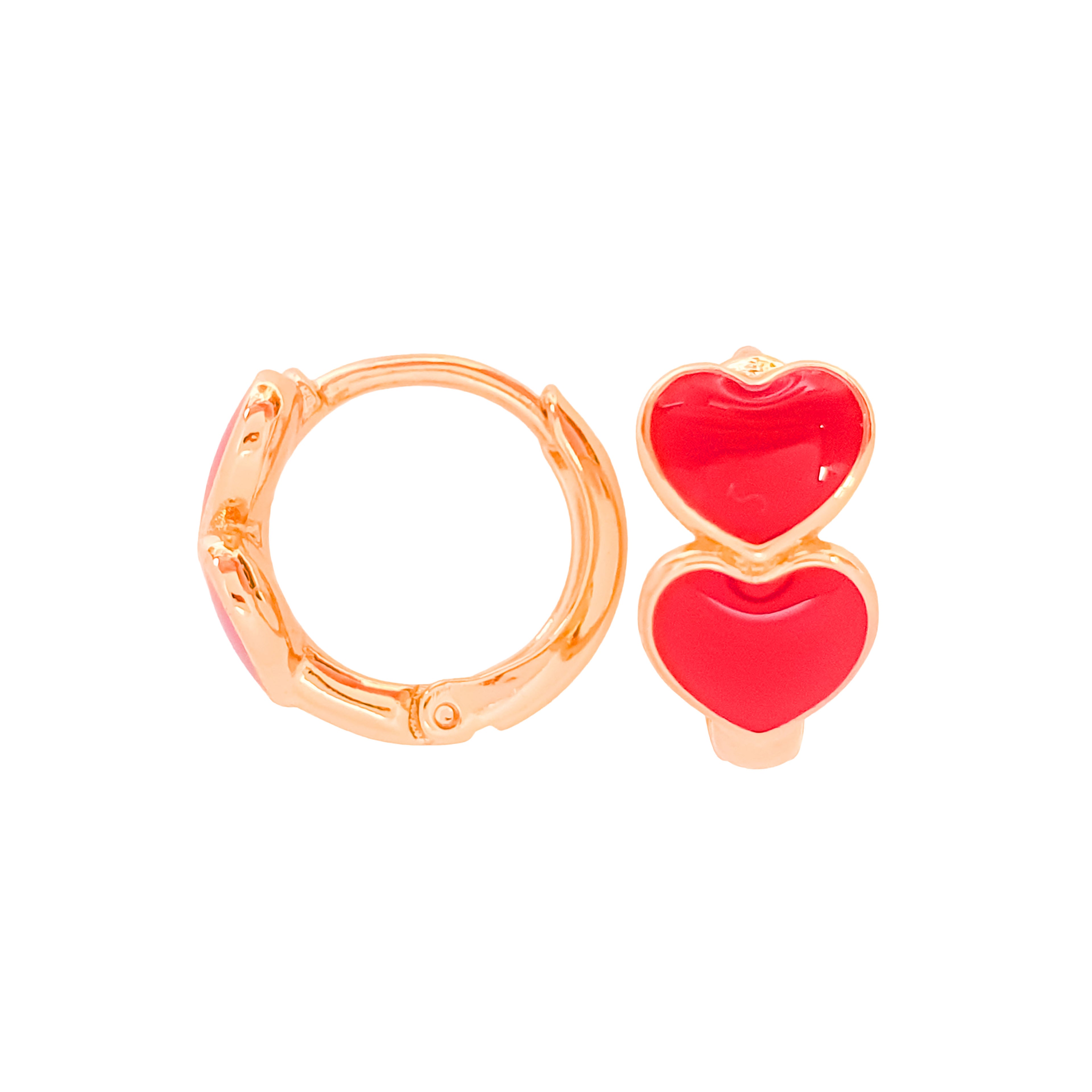 Riņķa auskari ar sarkanu sirds formas emalju