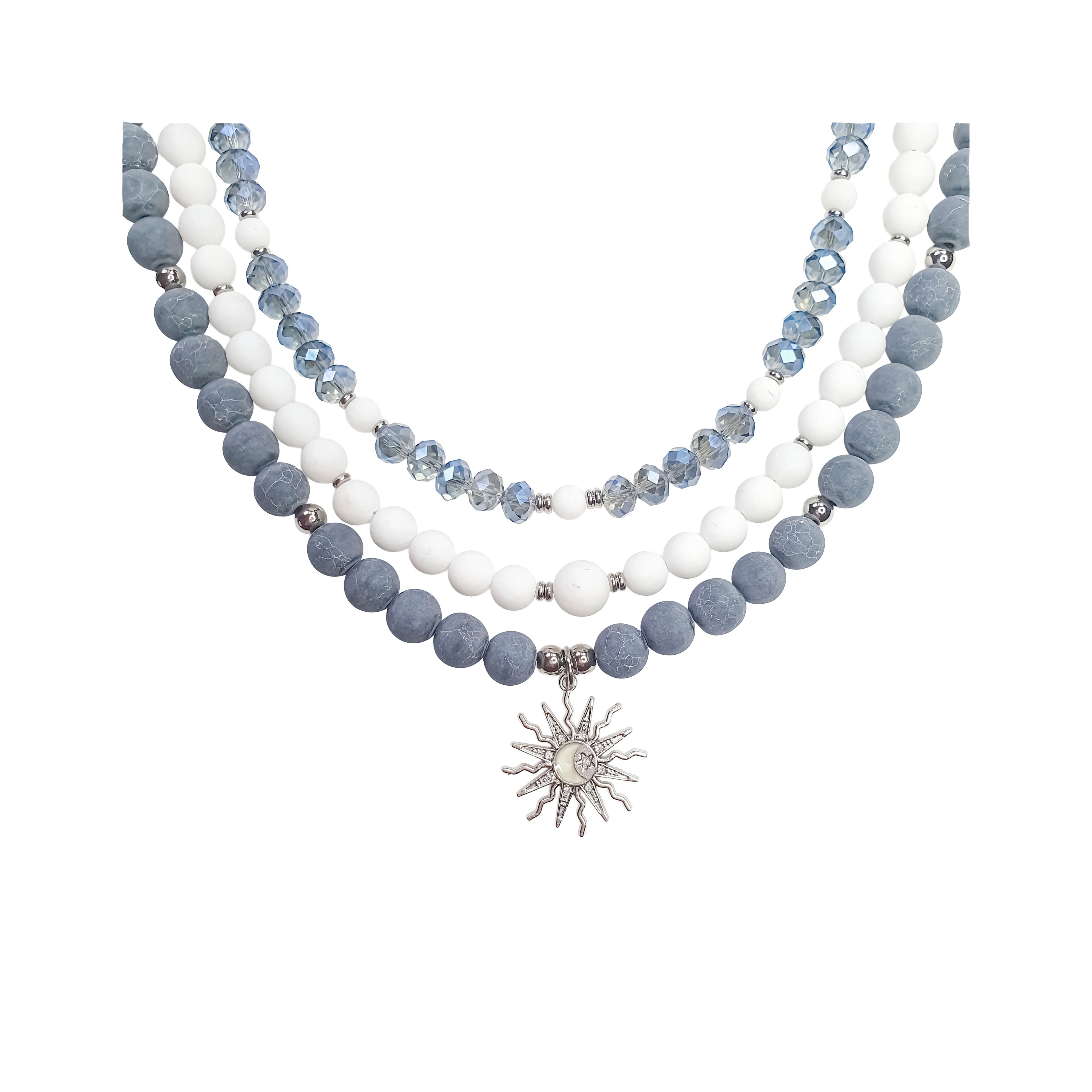 Trīs rindu kaklarota ar melnu marmoru, baltu nefrītu un Saules formas kulonu