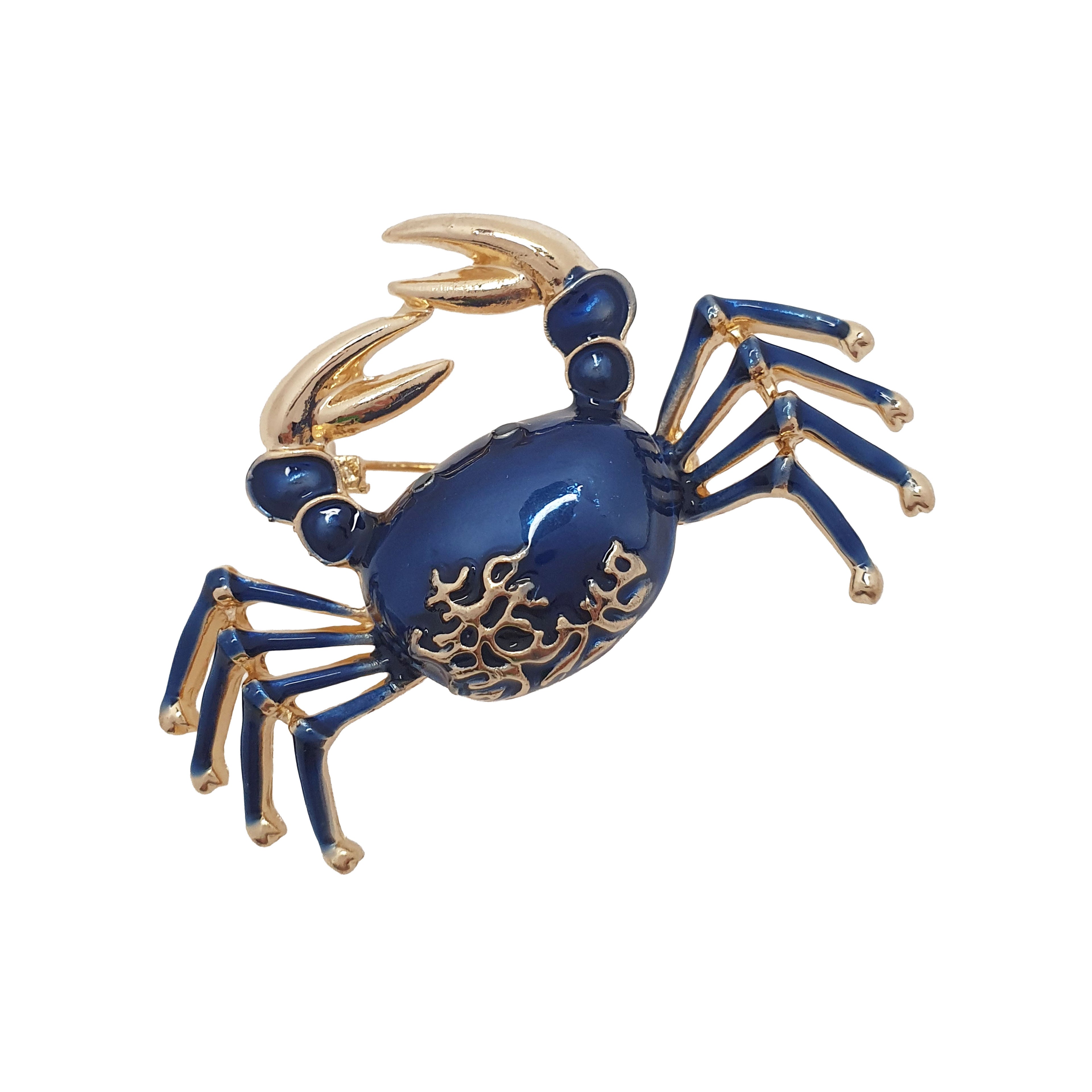 Krabja formas piespraude ar zilu emalju un zelta kontūru